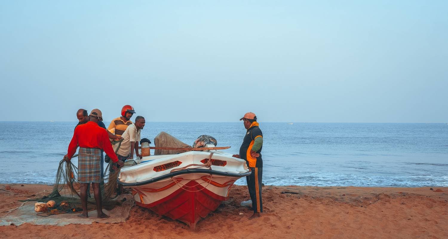 Sri Lanka Land & Sea — photo 3