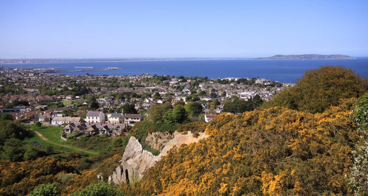 Castles & Coast Experience - Small Group Tour