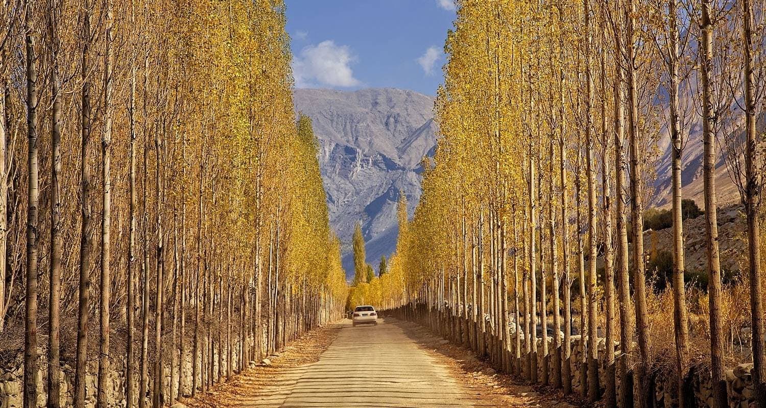 Autumn in Pakistan Tour (Islamabad, Skardu, Nager Valley, Hunza, Gojal Valley, Gilgit-Baltistan)