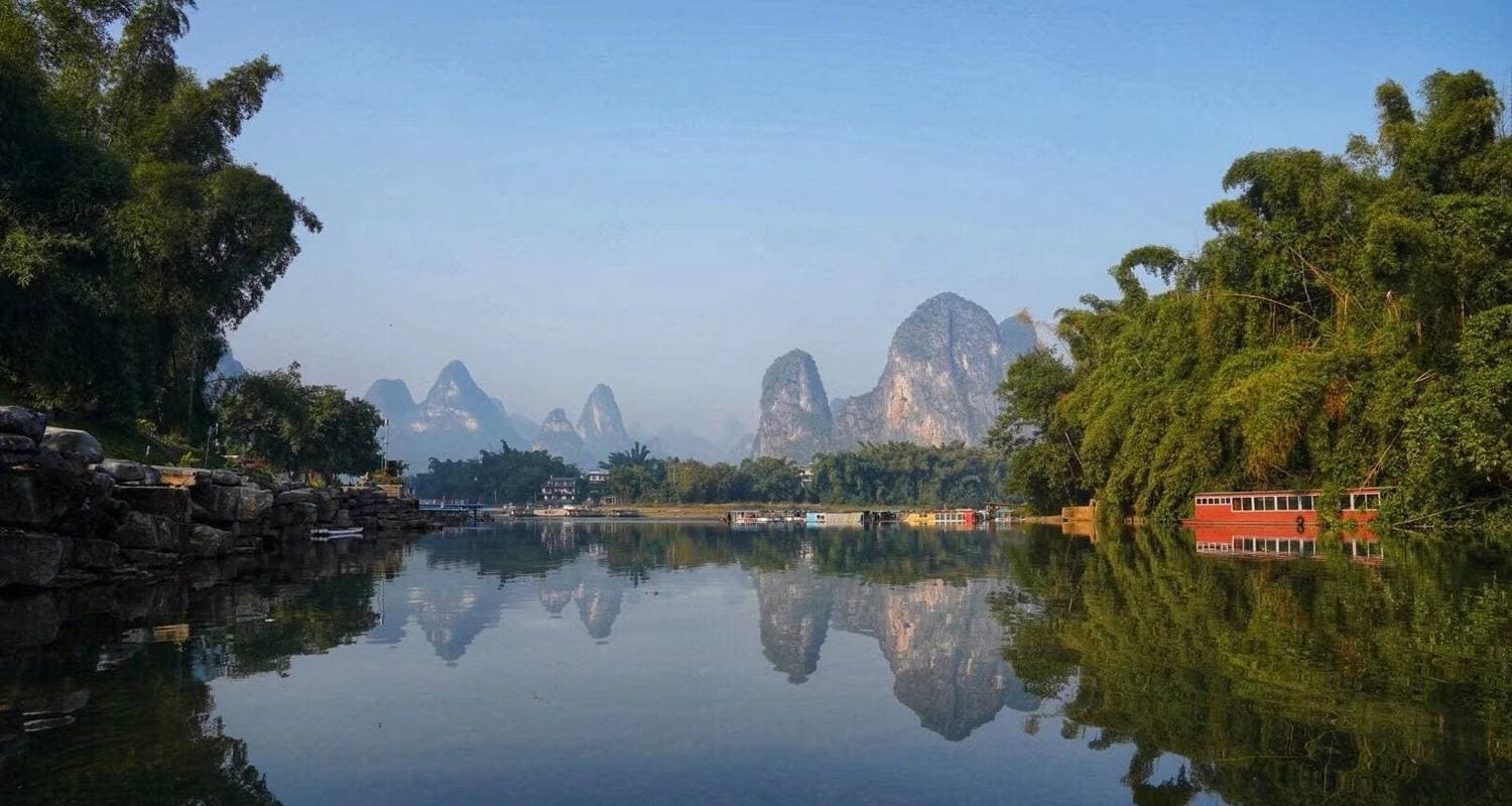 Impressive China 10 Days: Shanghai, Zhangjiajie, Fenghuang, Longji, Yangshuo, Hong Kong