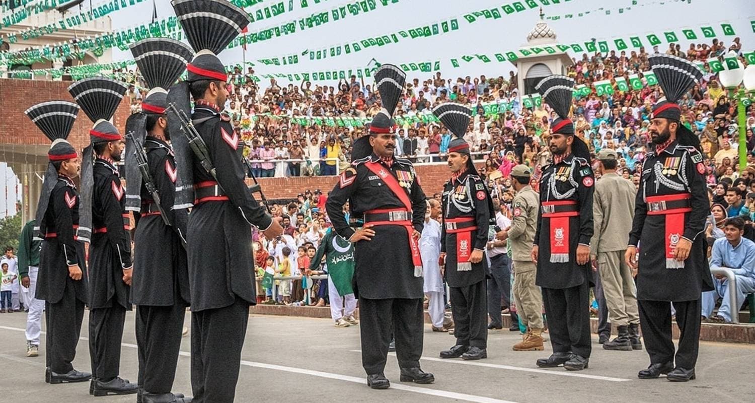 Lahore Culture Tour & Wagah Border Flag Lowering Ceremony Pakistan