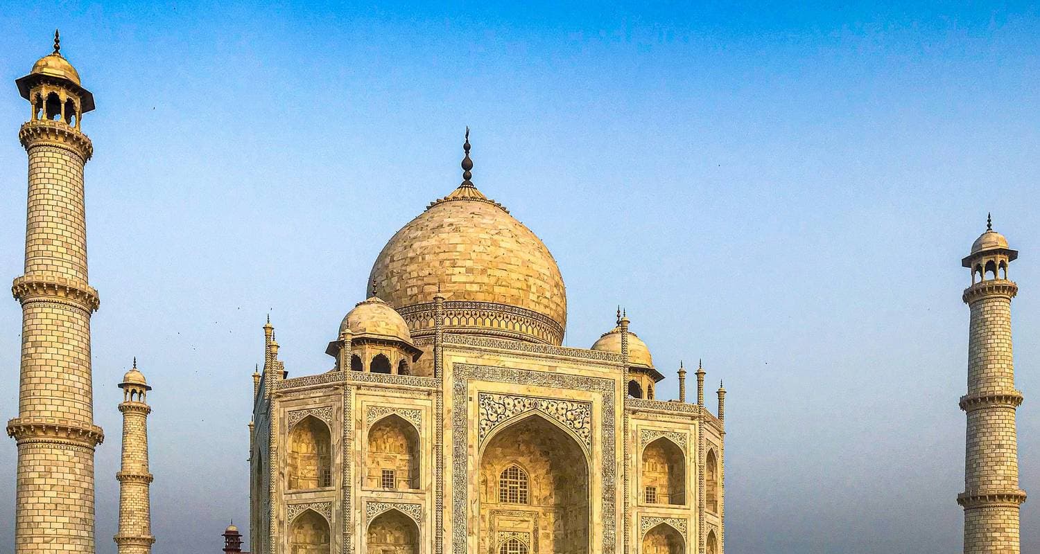 Private Golden Triangle & Varanasi Tour with Flights – Taj Mahal Sunrise & Ganga Aarti