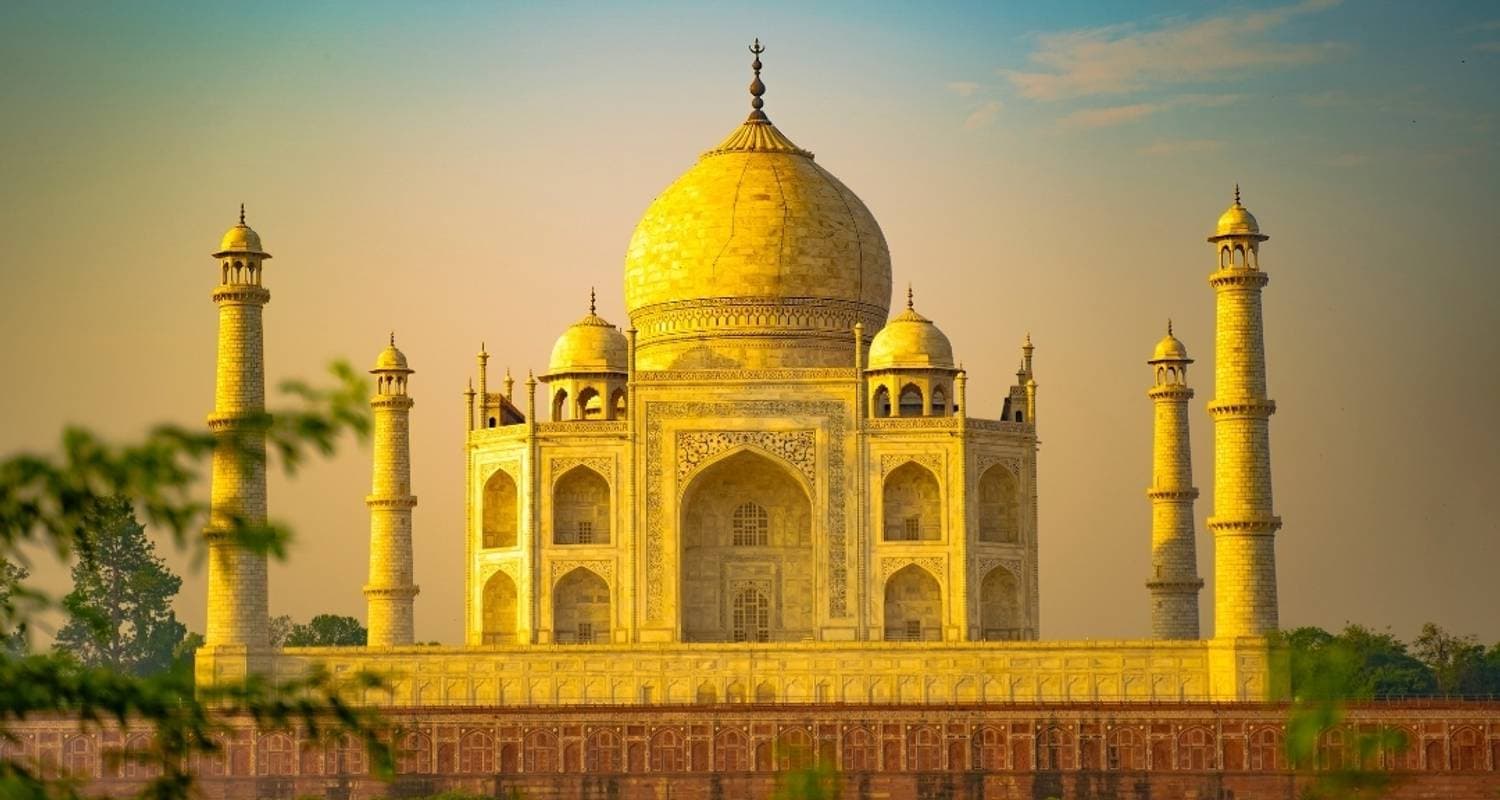 Golden Triangle Tour with Train Ride Experience (Taj Mahal at Sunset/Sunrise)