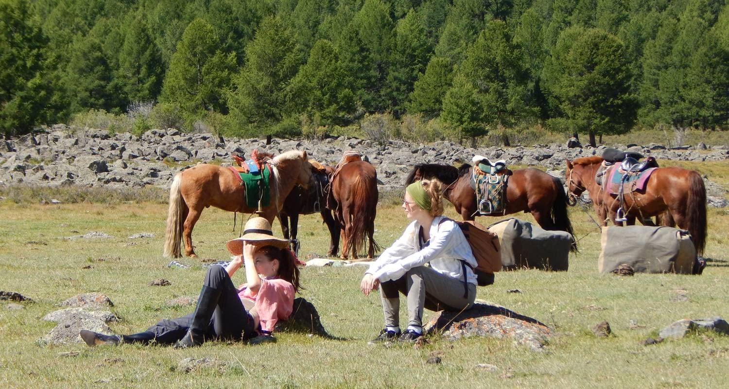 Horseback & Nomadic life combined tour