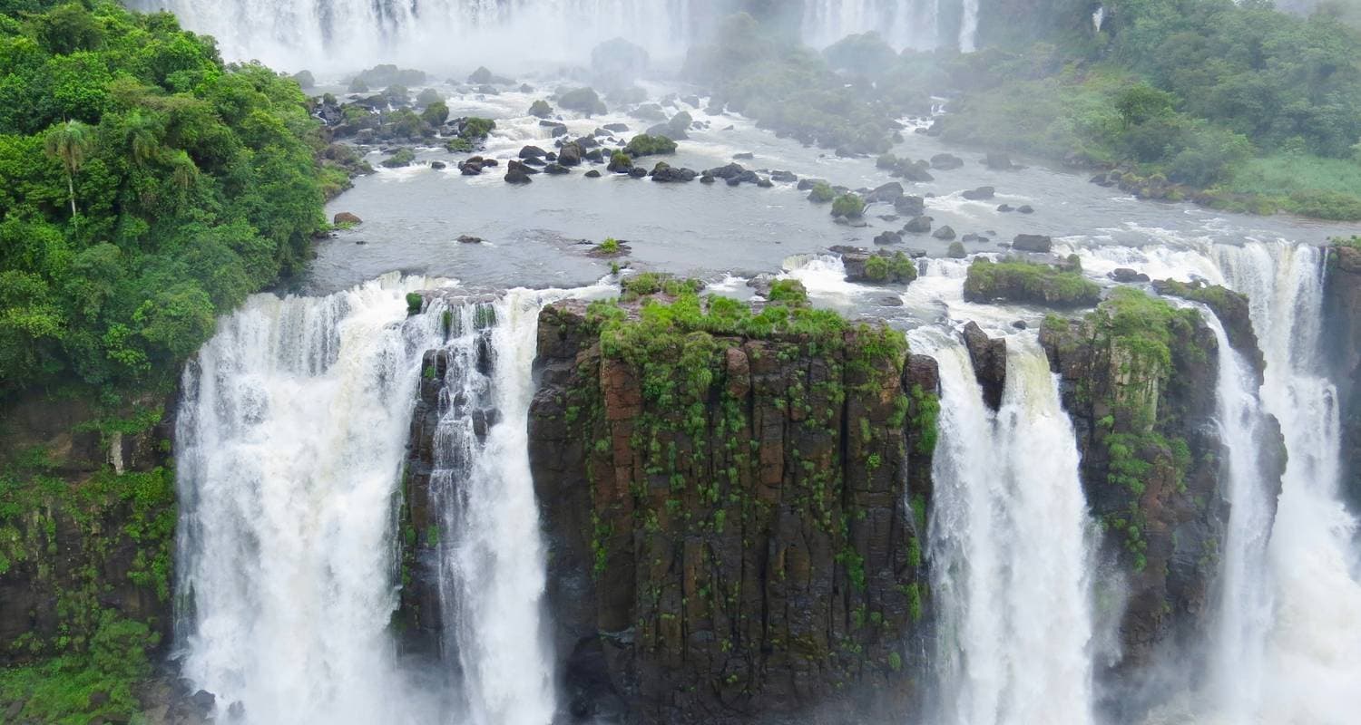 City & Jungle: Buenos Aires & Iguazú Falls