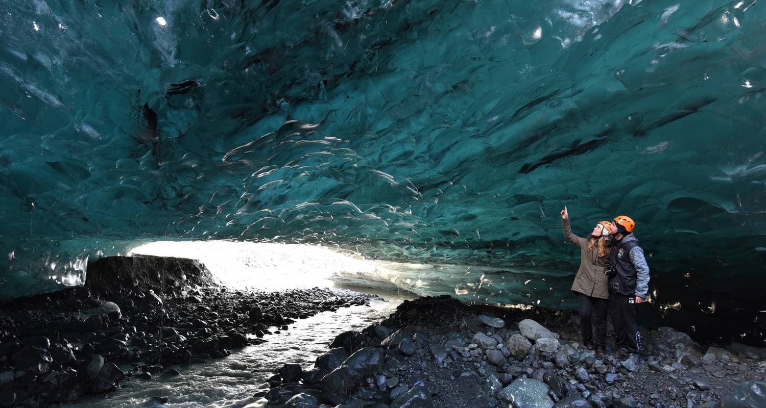 Around Iceland Winter Minibus Tour