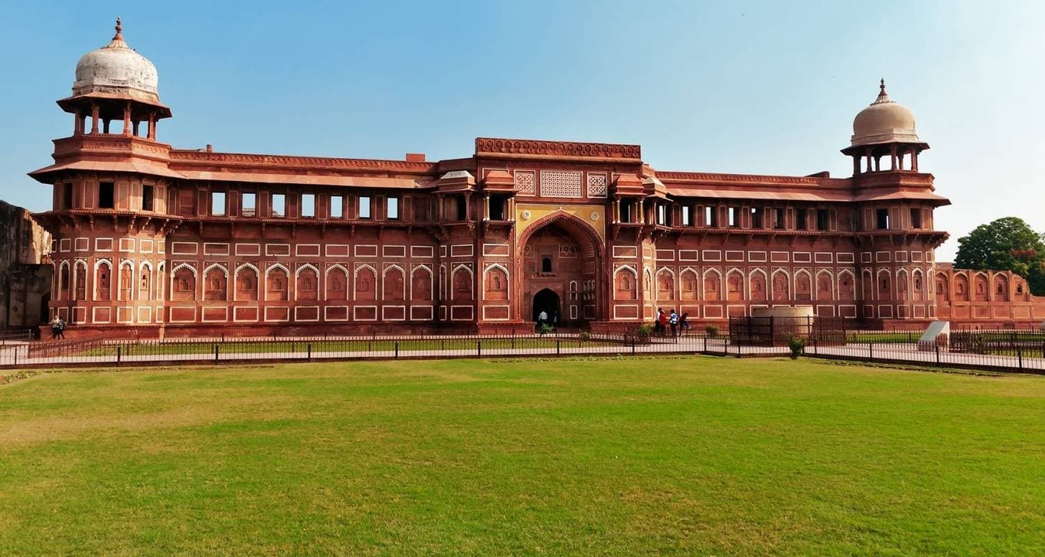Rajasthan Tour with Taj Mahal — photo 3