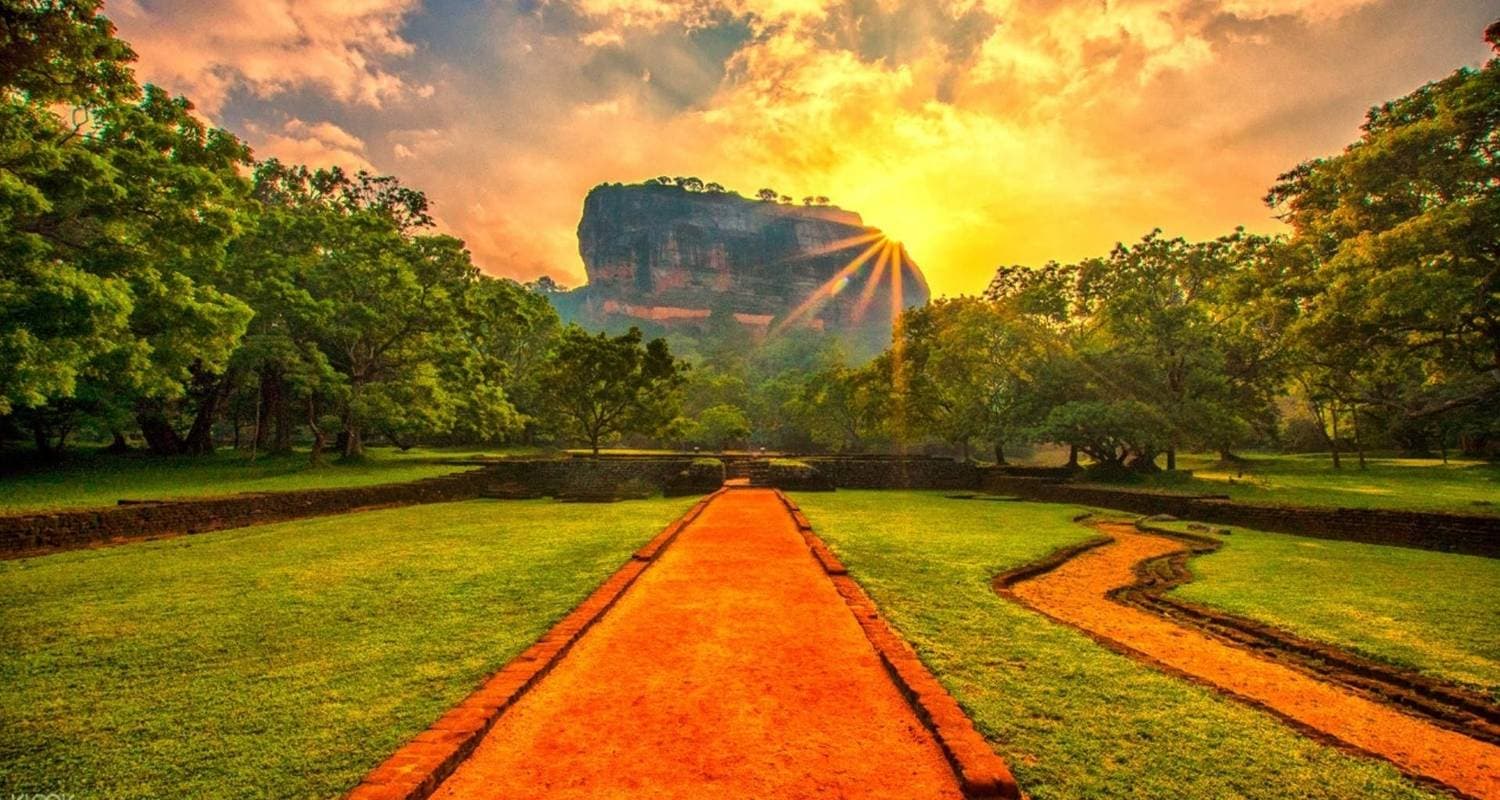 Semi-Luxury Tour Of Sri Lanka