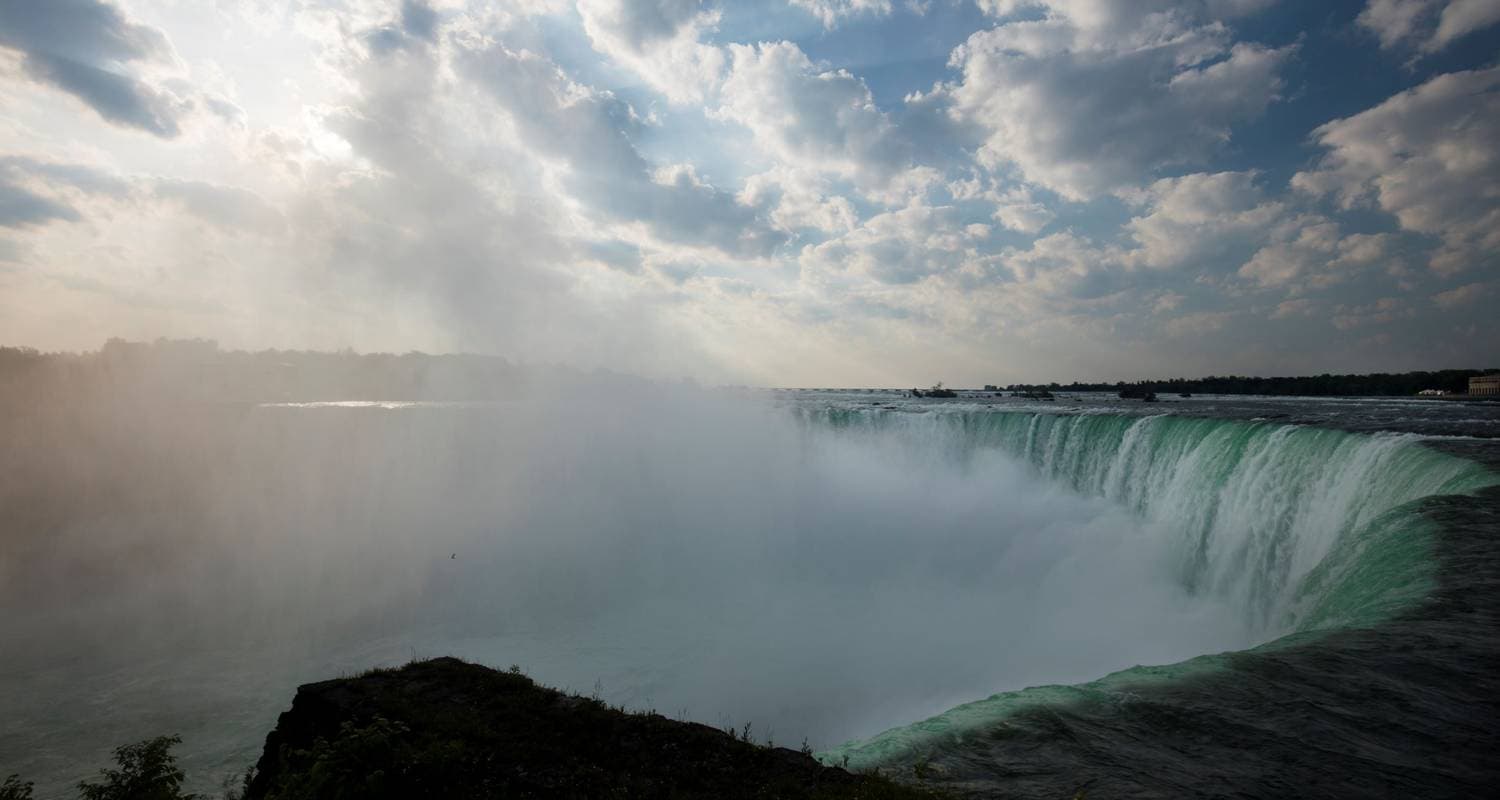 Niagara Falls & Outlet Shopping