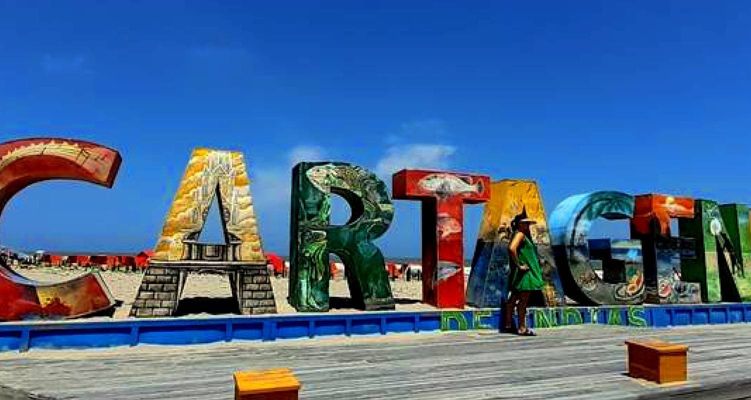 Fly Colombia 20 Day Tour: Discover the Caribbean, Andes & Amazon