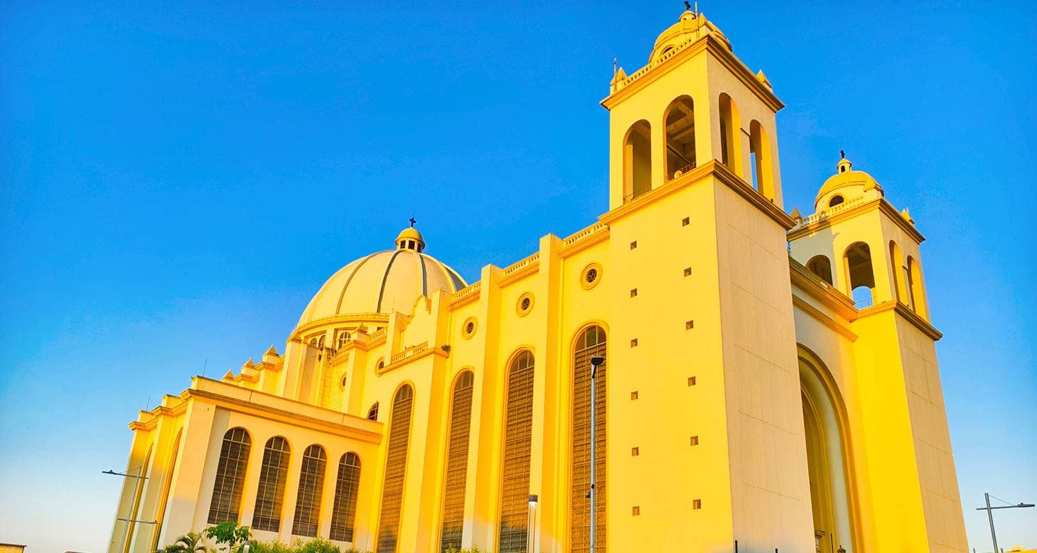 Customized 8-Day Best El Salvador Private Tour, Daily Depart & Exclusive Guide