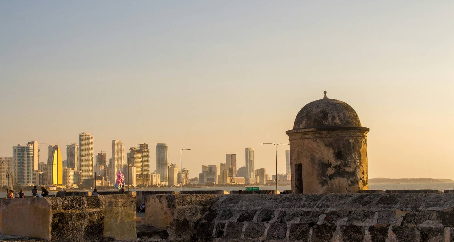 Cartagena Cultural Experience with Sunset Cruise & Street Food - Colombia