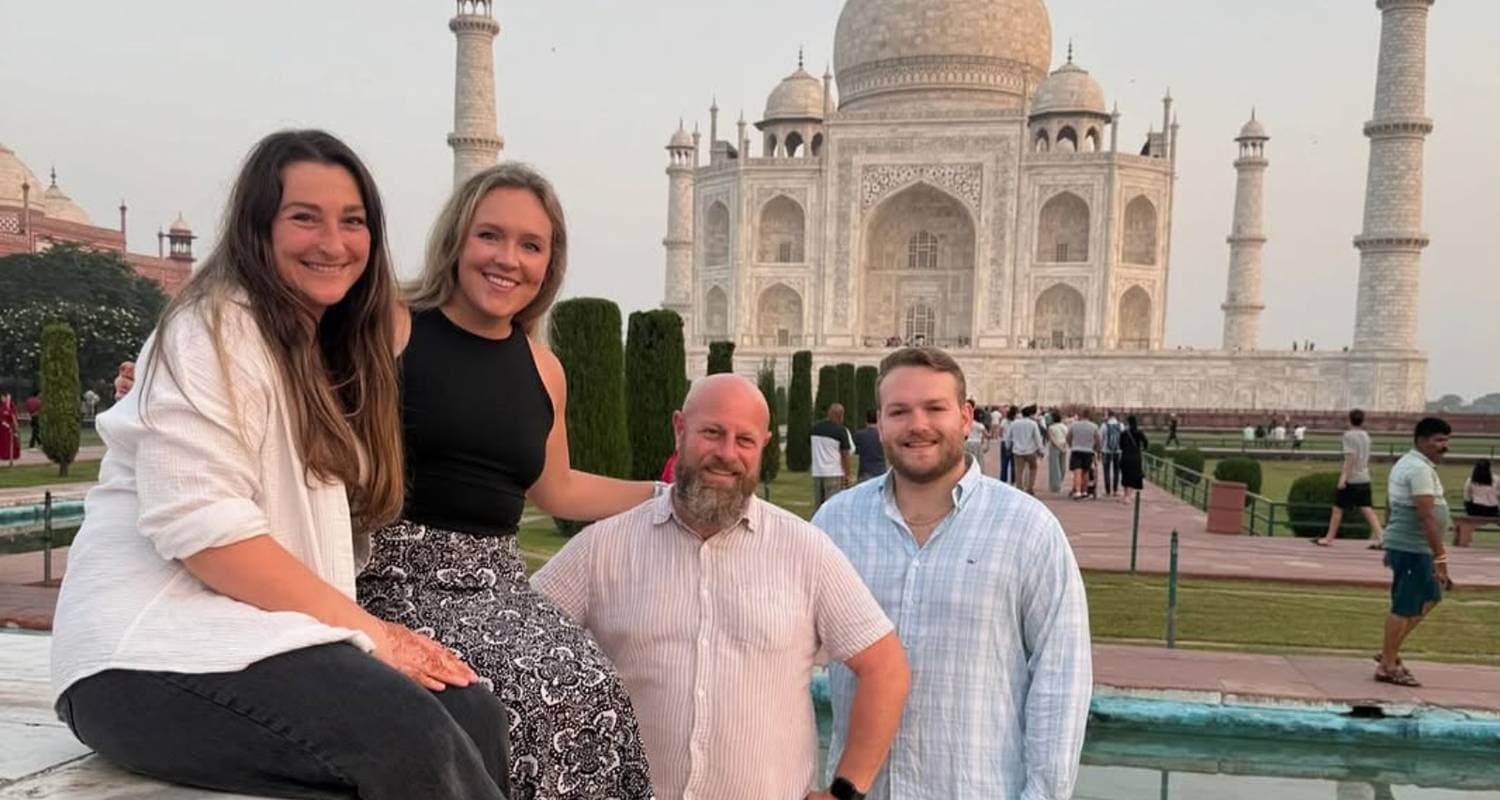 Delhi Agra & Varansi Tour From Delhi With Sunrise /Sunset Taj Mahal — photo 2