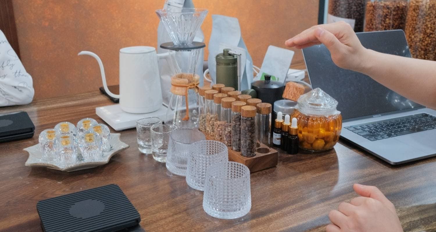 Hanoi Egg & Coconut Coffee Tasting & Making with Untold Stories — photo 3