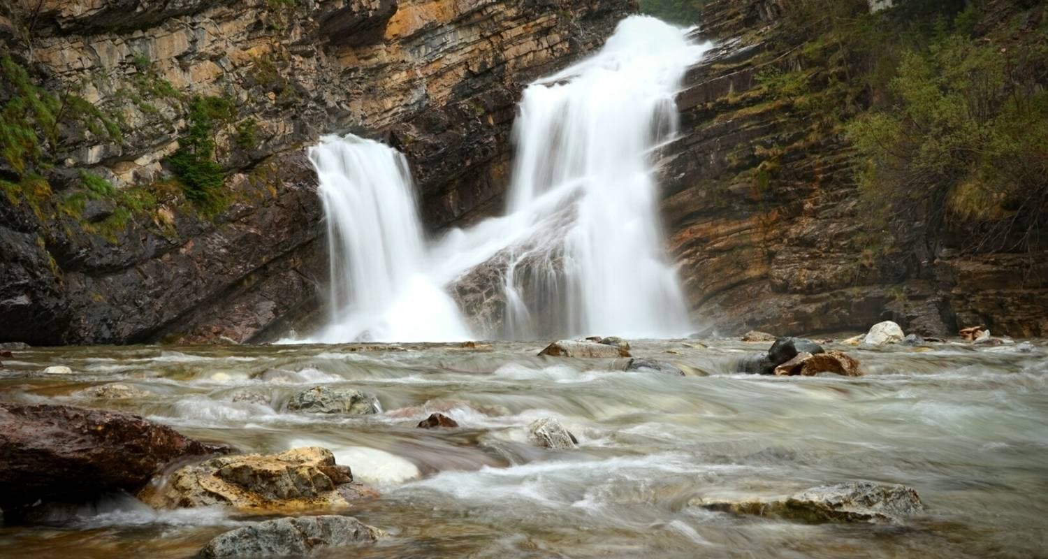 Rockies Tour: Banff, Yoho, Jasper & Waterton National Parks Adventure