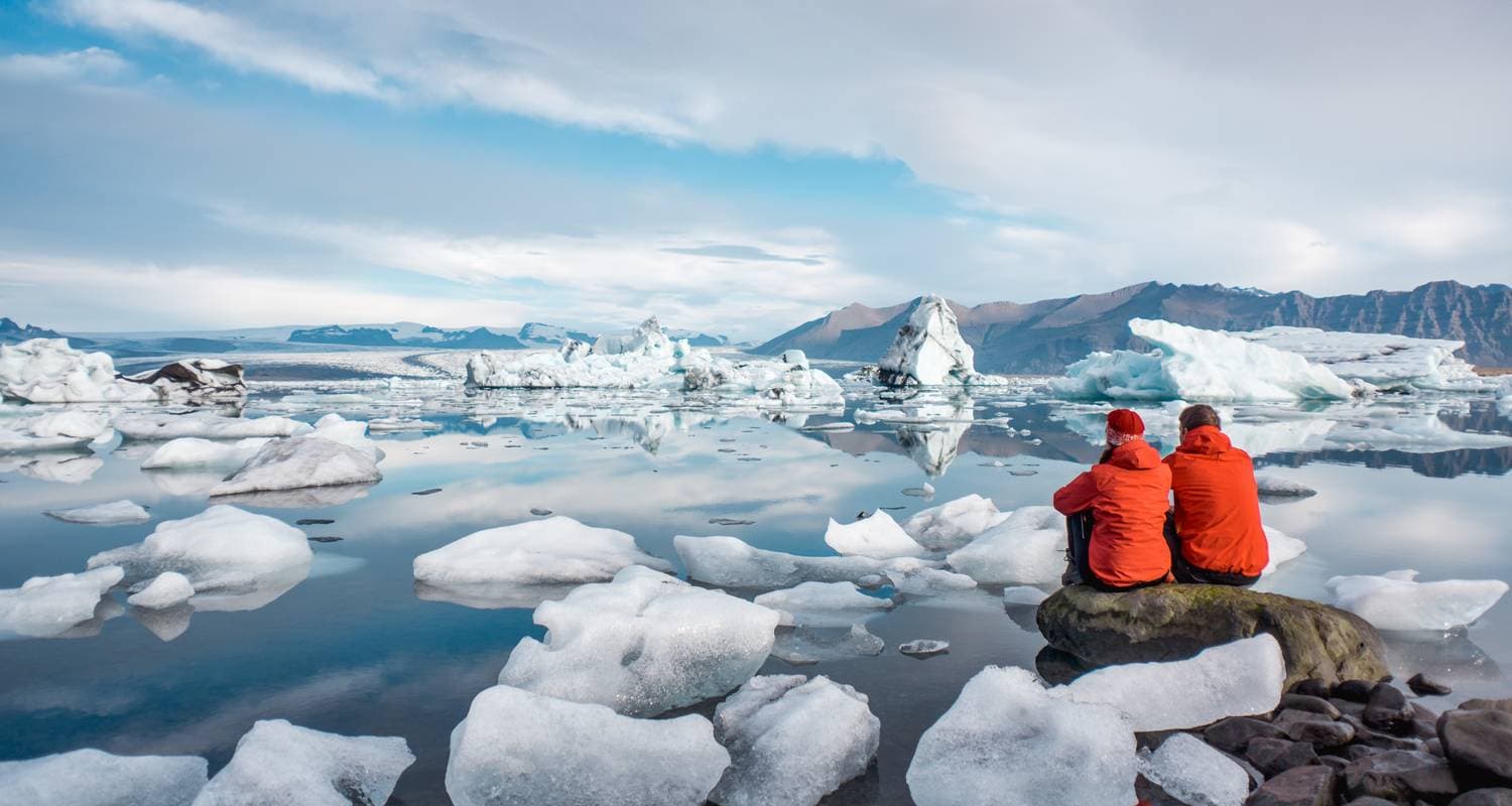 Small Group Northern Lights Hunt & Glacier Lagoon Tour