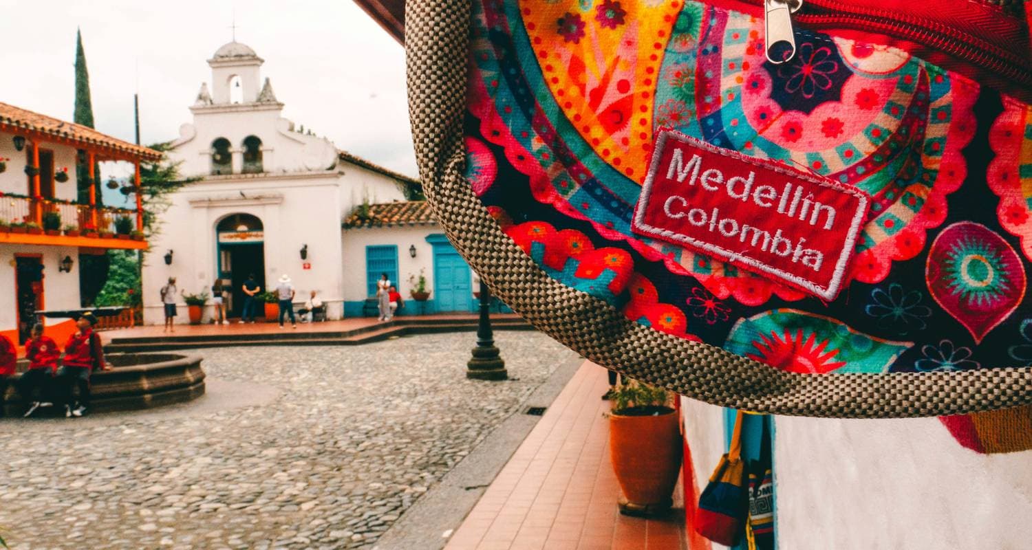 Medellin, Guatape & Coffee Farm Tour