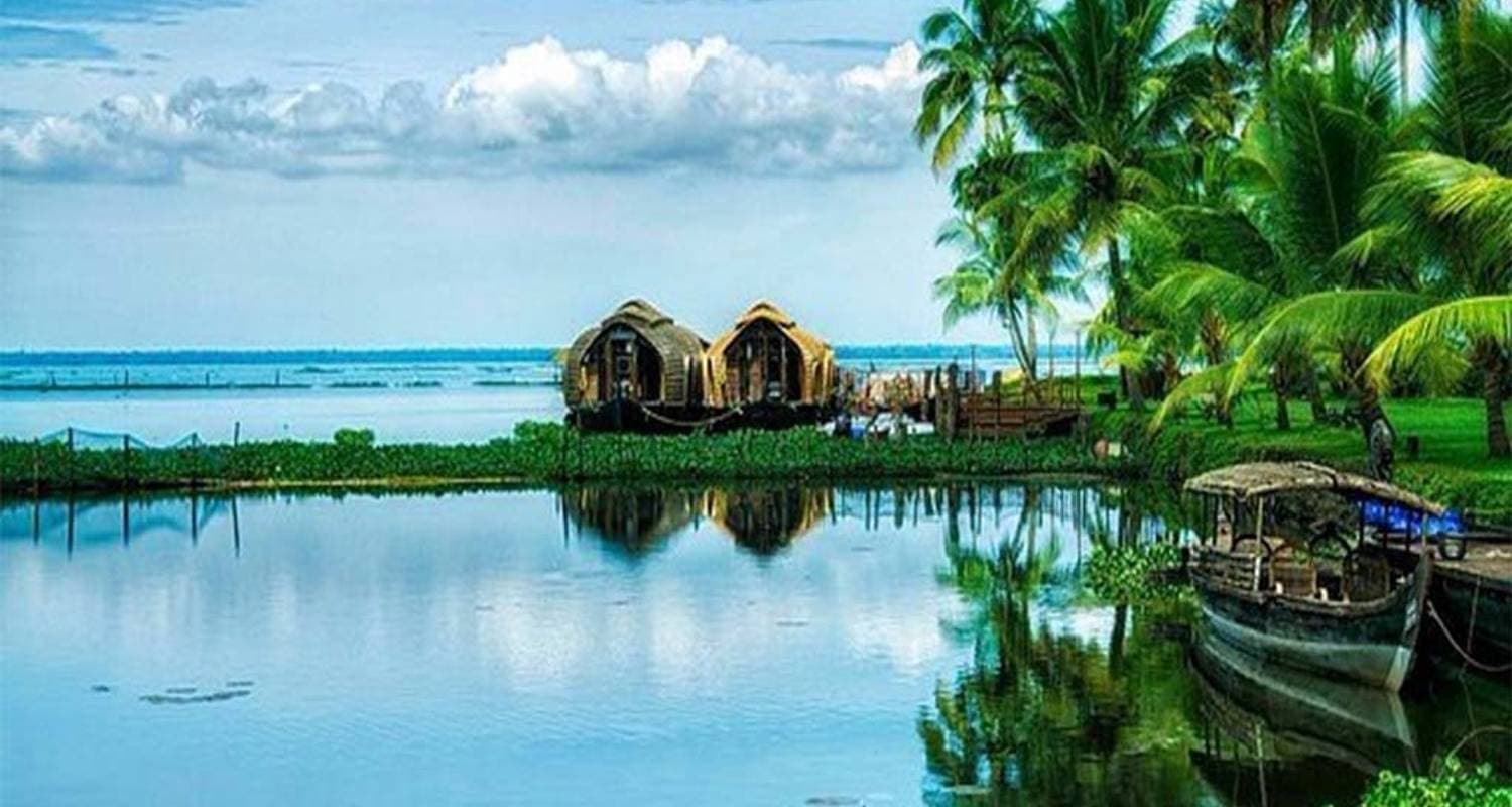 Romantic Southern India With House Boat Stay