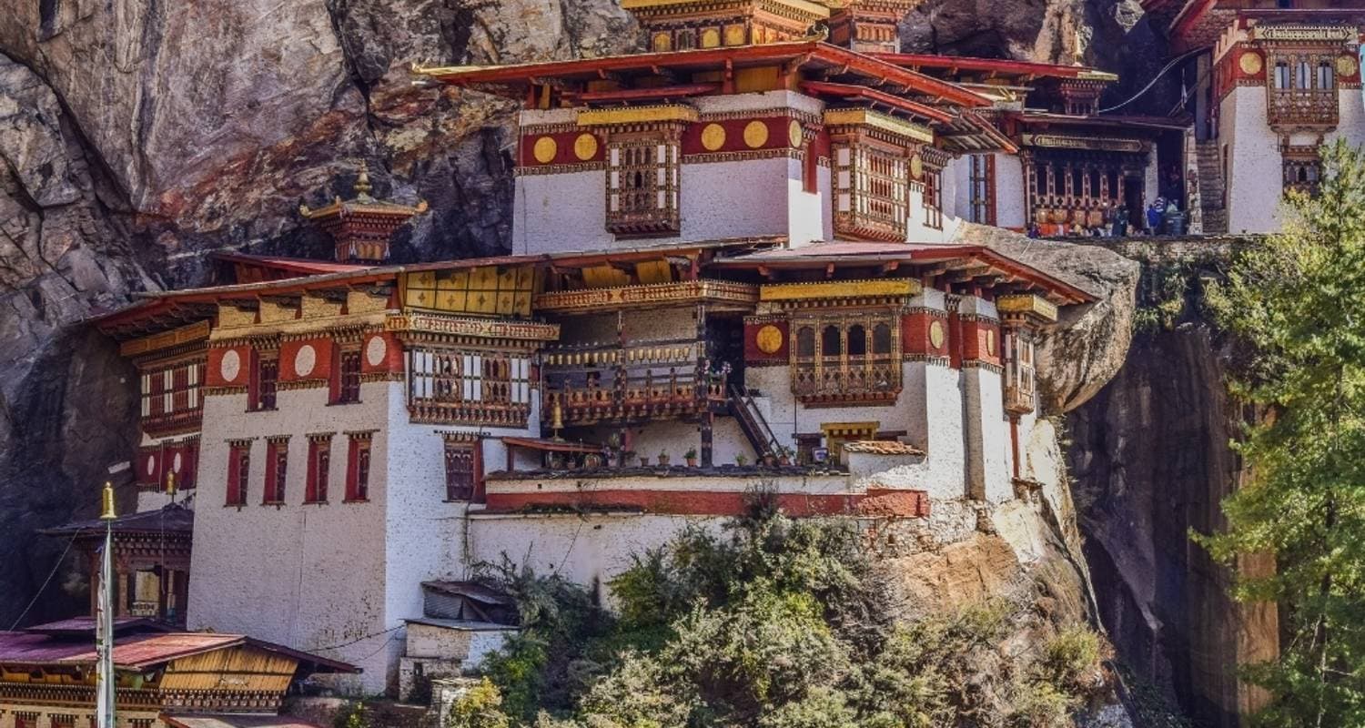 Bhutan: 7 Days Journey to the Heart of Buddhism — photo 3