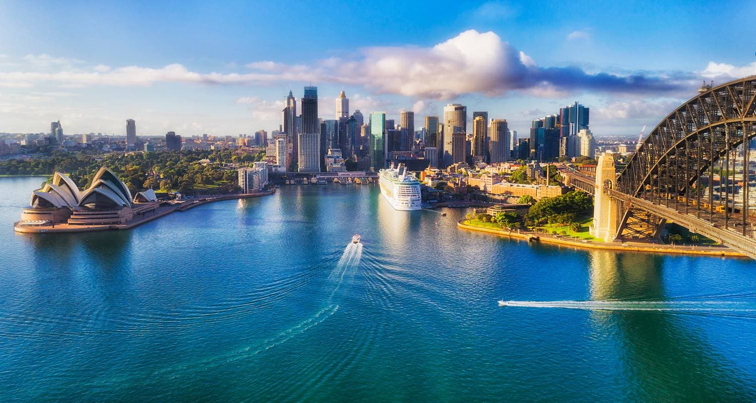 Contrasts of Australia (With Internal Air)