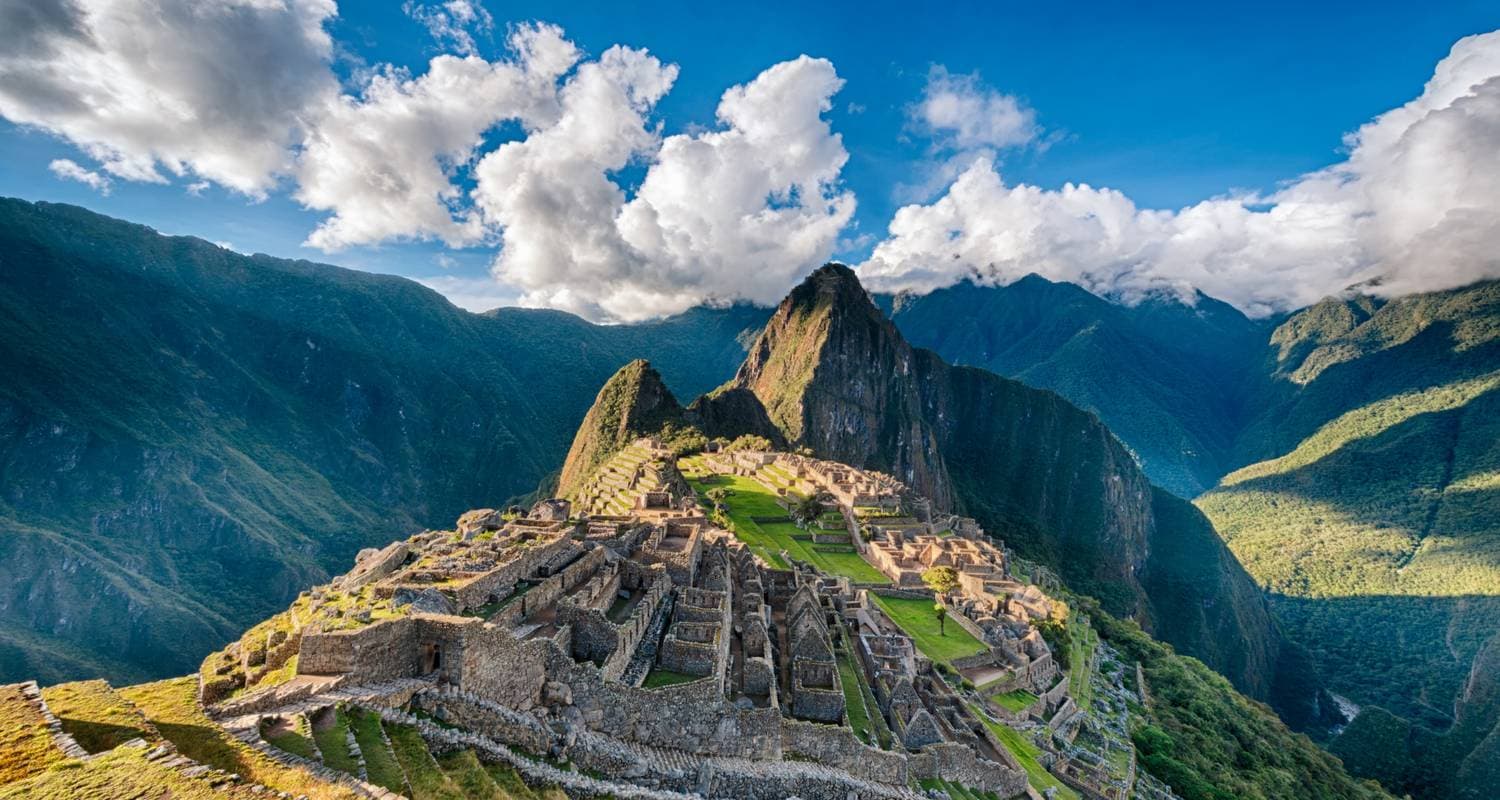 Private & Flexible Peru Tour: Machu Picchu, Cusco, Lake Titicaca, Colca Canyon, Lima, Ballestas Islands, Ica, Huacachina & Nazca 🌎✨