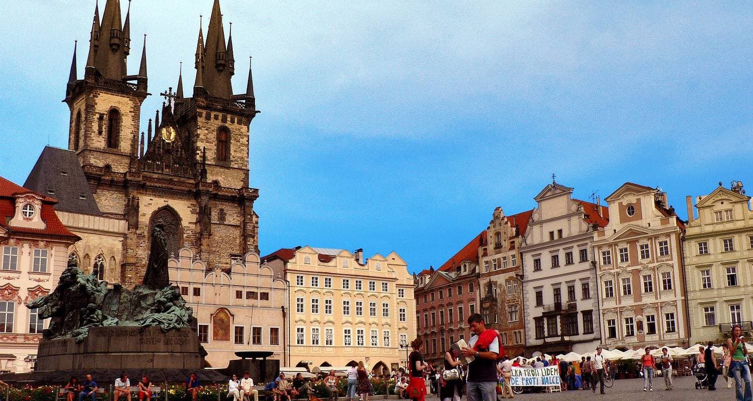 One Week in Prague: A Journey Through Gastronomy, History, & Culture" Private Tour