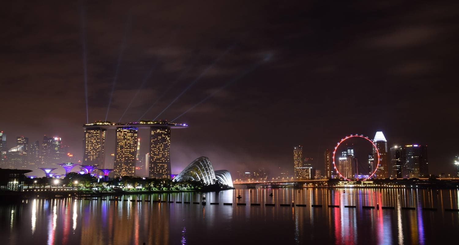 in Singapore: City Sights, Culture & Nightlife