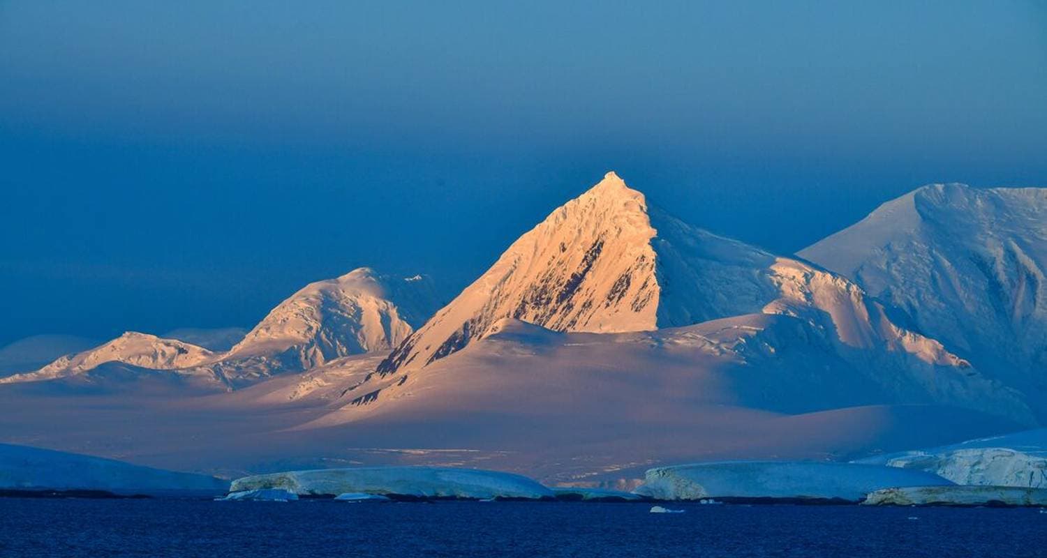 Falkland Islands, South Georgia & Antarctica (Ocean Victory)