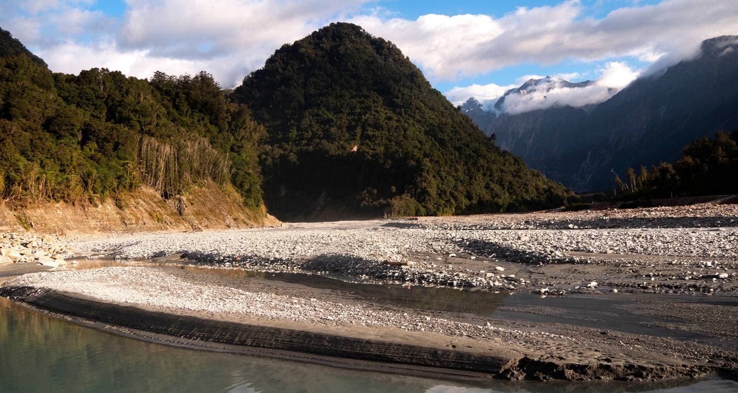 New Zealand: South Island Encompassed