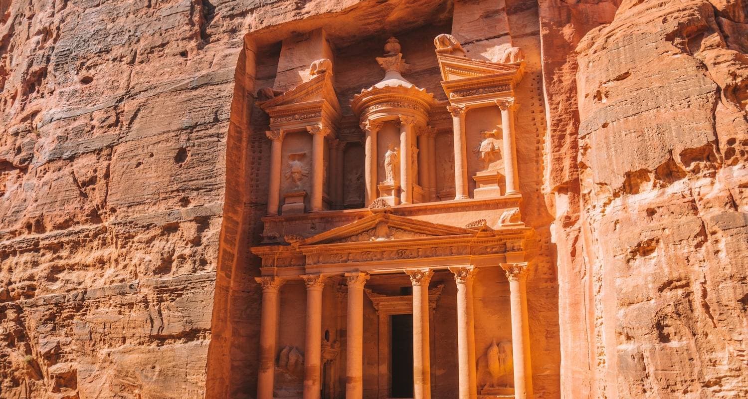 Petra & Madaba 2-Day Tour from Tel Aviv