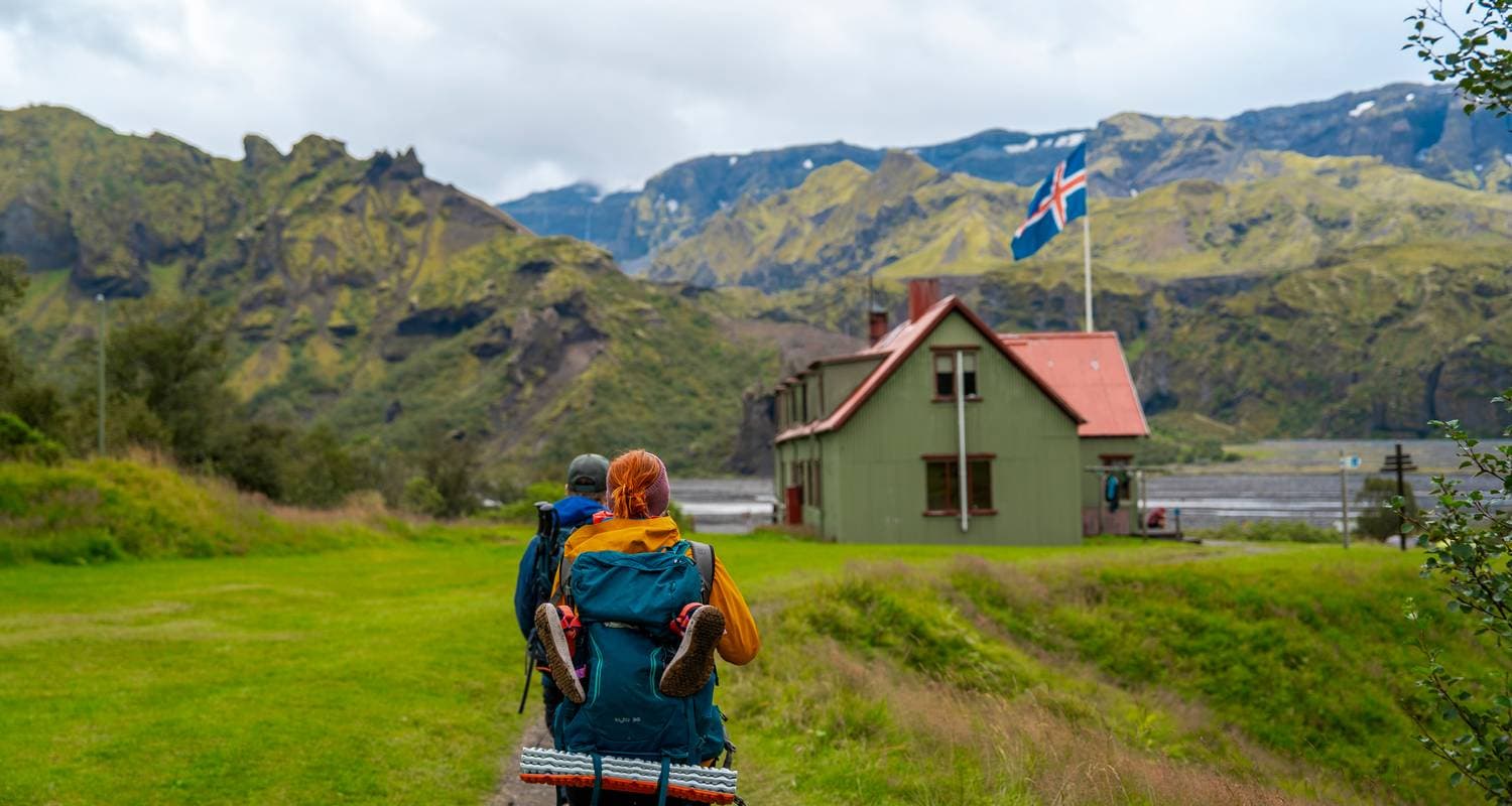 Laugavegur Trek - 4 Day Hiking Tour (Huts)