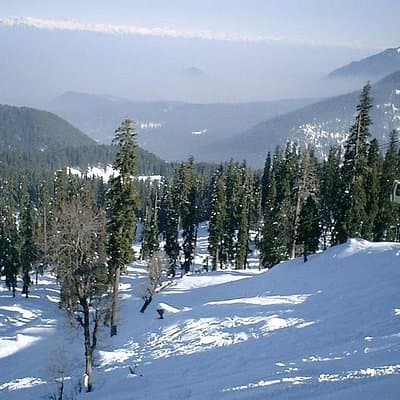Trip to Beautiful Gulmarg from Srinagar City.