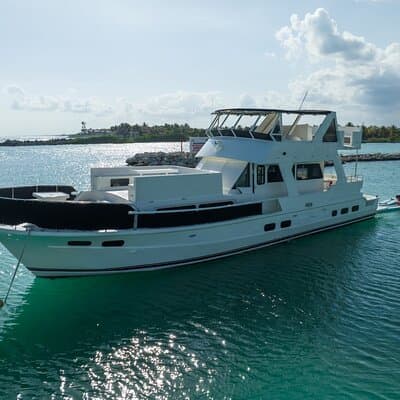 4 Hour - 72' Bruce Roberts, Tulum, Playa del Carmen, Riviera Maya