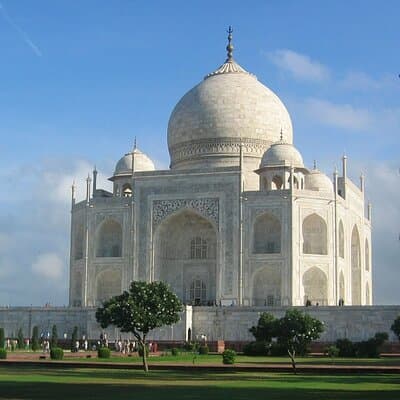 Overnight Taj Mahal & Agra Fort Tour From Delhi