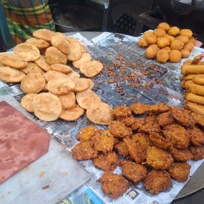 Food Tour in Old Dhaka: Taste Local Delicacies