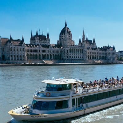 River Cruise ticket and Walking Tour in Budapest