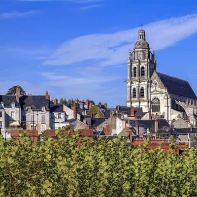 Hello Blois: Private 2-Hour Intro City Walk with Local Guide
