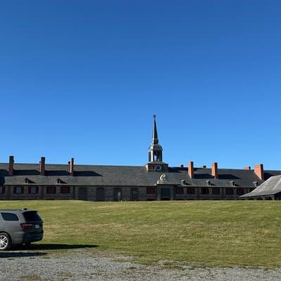 Louisbourg Fortress and lighthouse Discovery